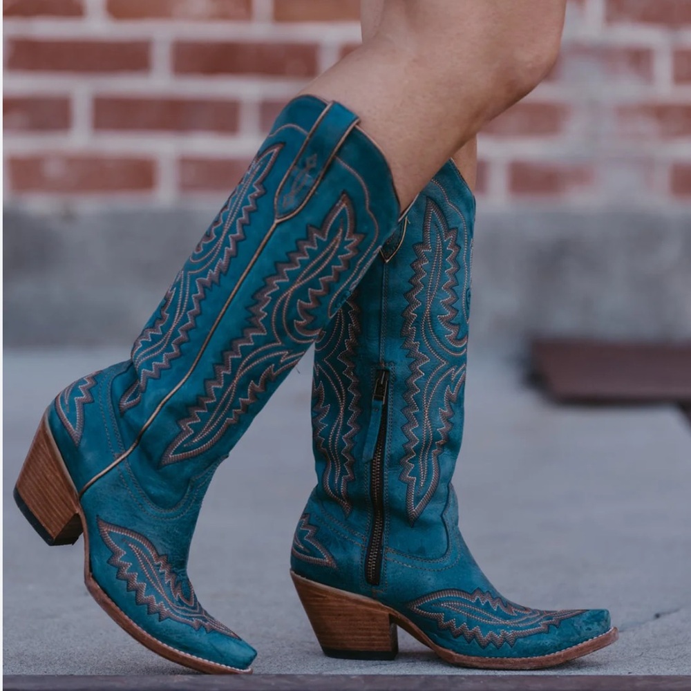 Ariat Casanova Turquoise Western Cowboy Boots